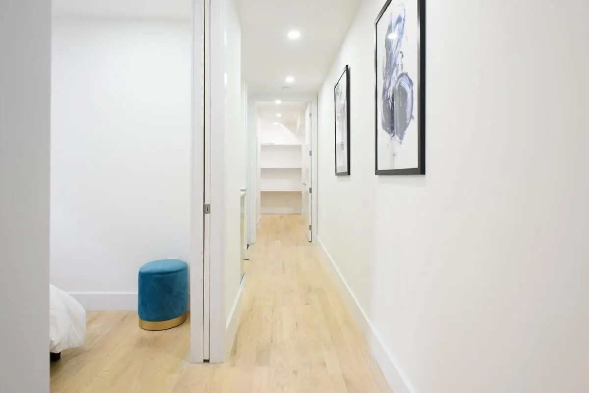 Apartament 75-5D New Quality 3Br Duplex W&D Elevator Nowy Jork Stany Zjednoczone Ameryki